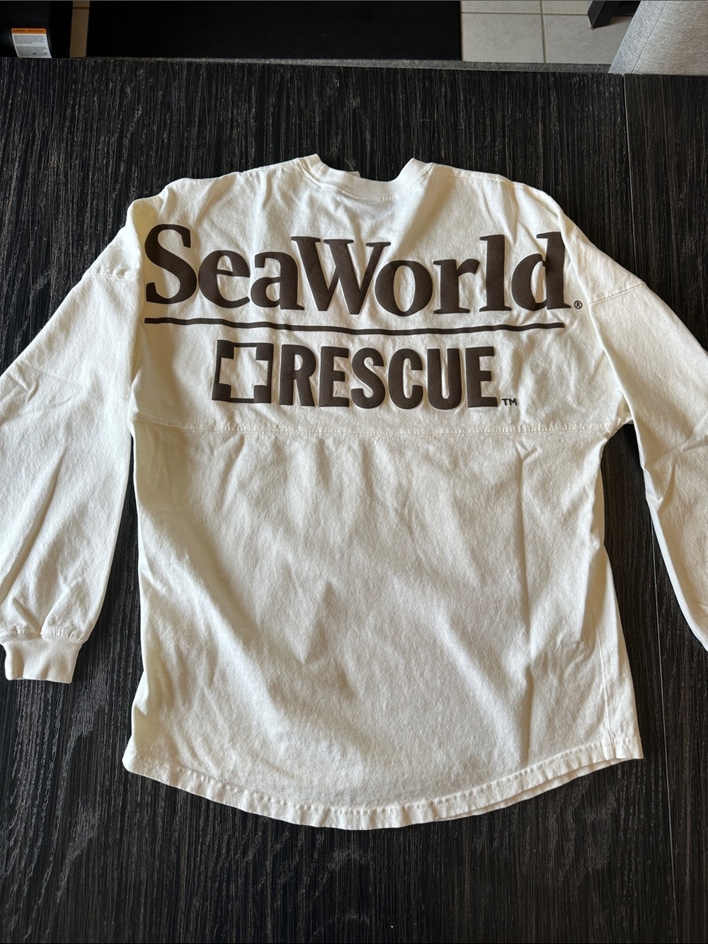 SeaWorld Spirit Jersey Long Sleeve Curved Hem Oversized Cream Brown Shirt, XS